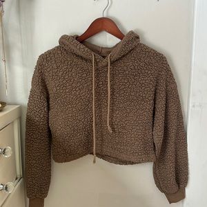Sherpa cropped hoodie